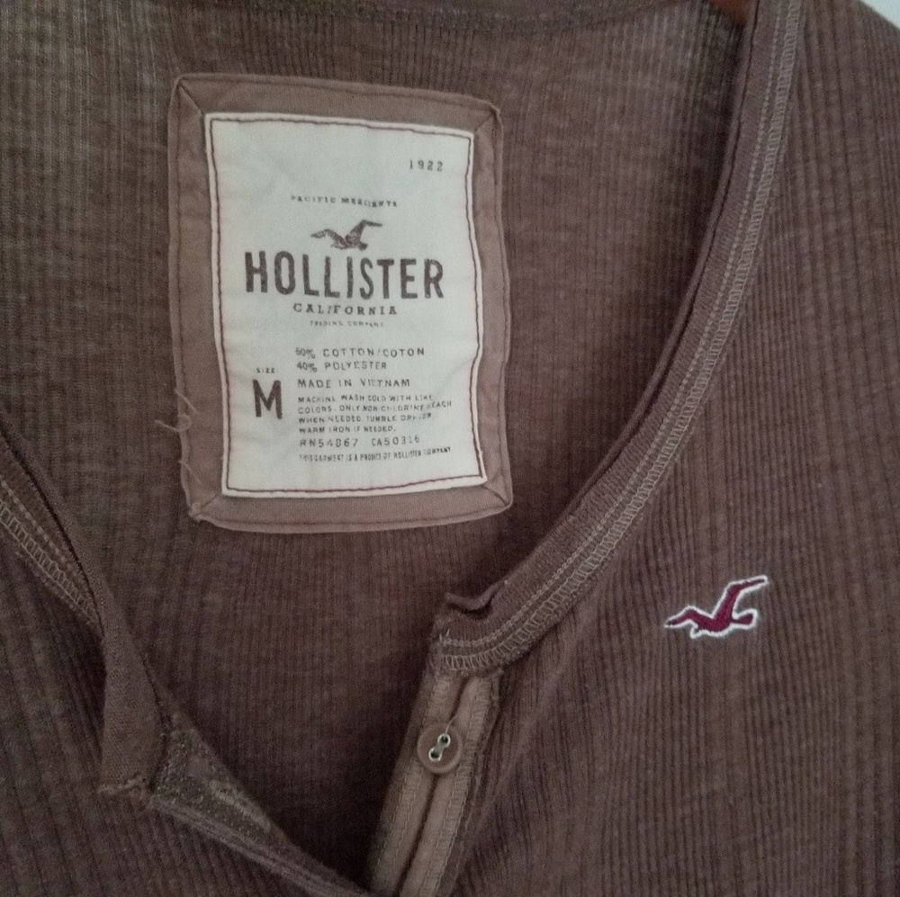 Hollister brown botton 3/4 length top strech
